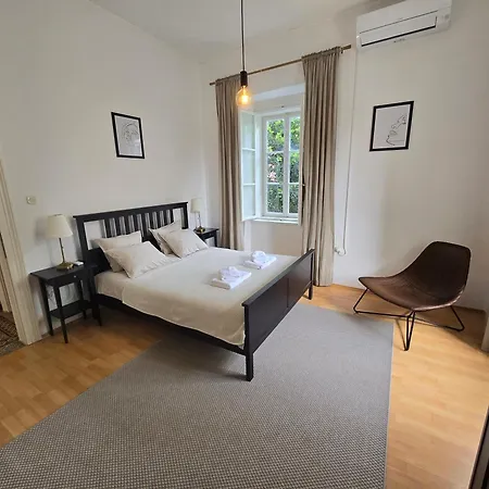 The Park Prestige Palace * 스플리트