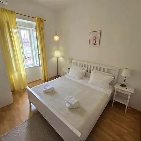 The Park Prestige Palace