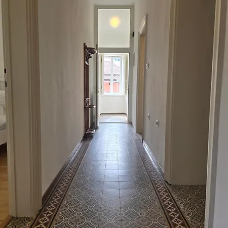 Апартаменты The Park Prestige Palace *