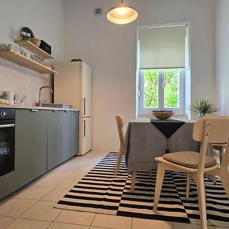 The Park Prestige Palace *